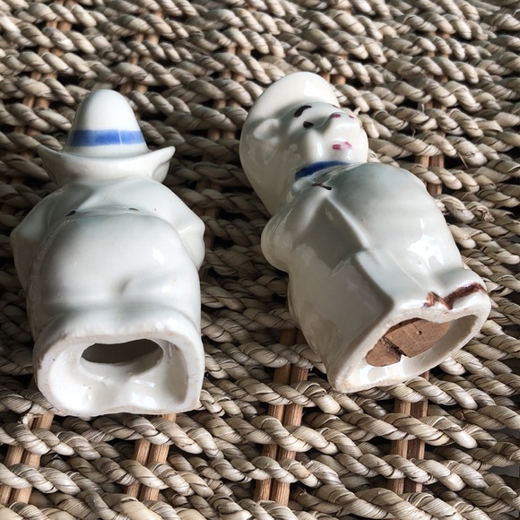 Vintage salt and pepper shakers - Picture 3 of 3